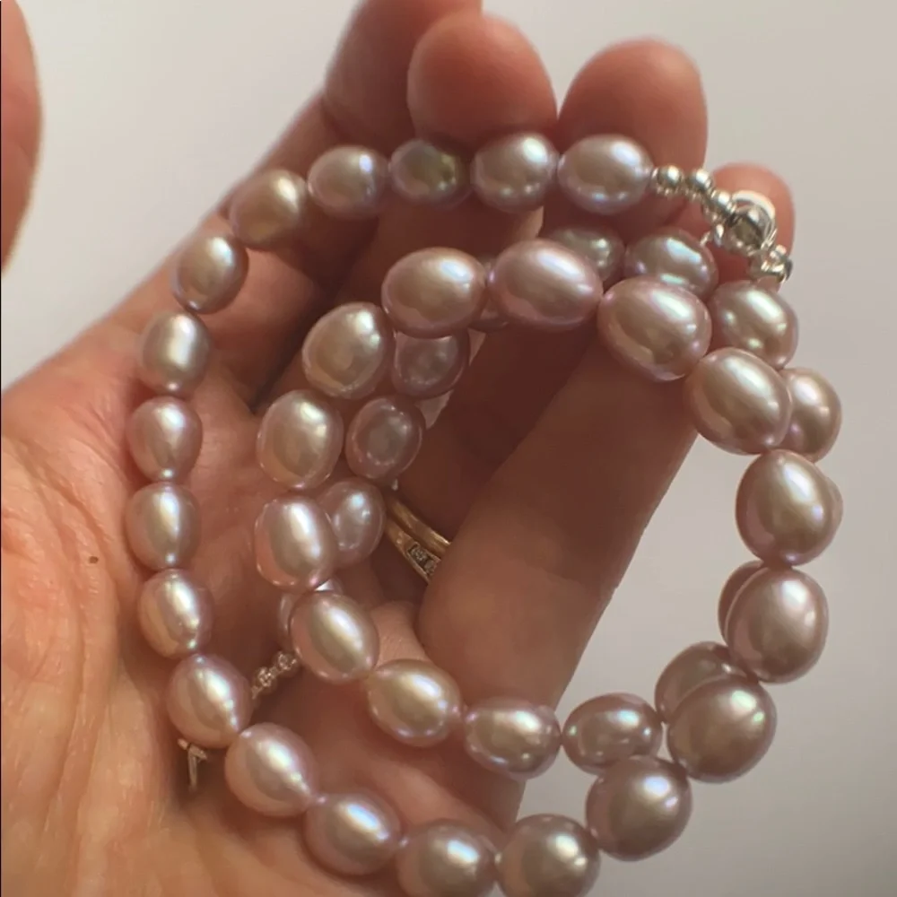 AAA Natural Lavender Cultured Pearl Necklace - 925 Sterling Silver - Picture 7 of 10